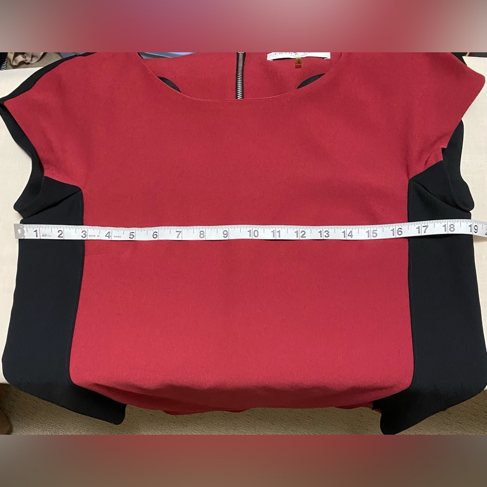Trina Turk Burgandy & Black Colorblock Dress in Size 8. - Picture 8 of 11